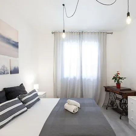 Lb Sagrada Familia Apartment Barcelona