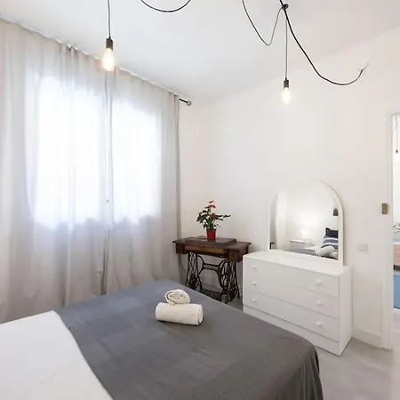 Lb Sagrada Familia Apartment Barcelona